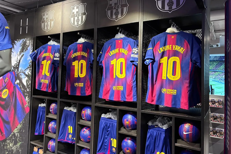 Officially unveiled! Barcelona's new No. 10 is unveiled, Yamal takes over Messi's mantle, 18 years old worth 200 million euros